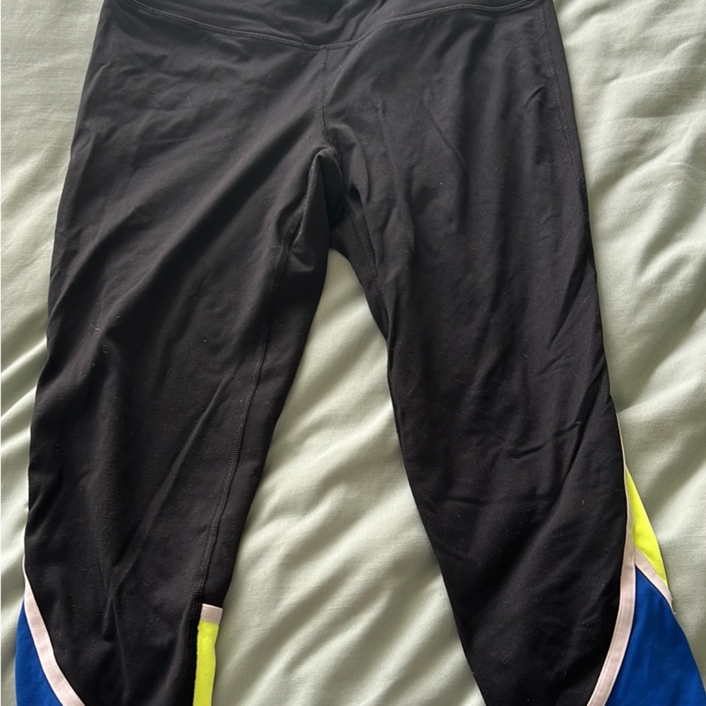 Victoria's Secret Sport Cropped Leggings